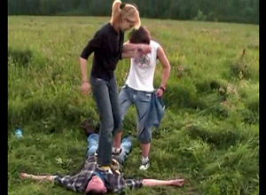 Ukrainian young ladies stomp a dude who